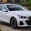 BMW『5シリーズ・ツーリング』新型にPHEV、EVモード95km…今夏欧州設定へ 画像