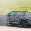 BMW iX5 次期型プロトタイプとみられる車両（スクープ写真）