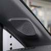 Aピラーの純正ツイーター位置を使ってESBの5.028をインナー取り付けする。ここでも純正を崩さないデザインとした。