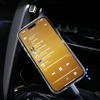 音源には手軽に使えるスマホを活用するのもこのクルマの特徴。DSPアンプとはUSB接続することで伝送ロスを減らしている。