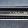 専用インストルメントパネルカーボンオーナメント（“A90 Final Edition”ロゴ入り金属プレート）