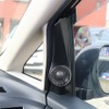 ドアミラー裏のパネルを加工してツイーターをビルトイン取り付けしている。ユニットにはブラムのシグネチャーをチョイス。