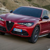 アルファロメオ ステルヴィオ 2.0 TURBO Q4 スプリント