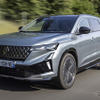 ルノー エスパス フルハイブリッド E-Tech 200hp