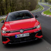 VW『ゴルフGTI』50年の歴史で最強、325馬力の「EDITION 50」発表 画像