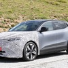 ルノー メガーヌ E-Tech 改良新型のプロトタイプ