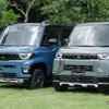 三菱 デリカミニ 新型（左）と従来型（右）のフロントマスク