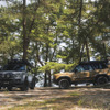 トヨタ ランドクルーザー250（左） SUNWORKS ディフェンダー110（右）