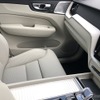 ボルボ XC60 Ultra B5 AWD