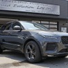 純正機能を損なうこと無く高音質化することをテーマにしたジャガー E-PACE。ラゲッジの積載性も純正並みをキープする。
