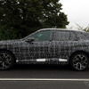 BMW iX5 次世代型のプロトタイプ