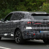 BMW iX5 次世代型のプロトタイプ