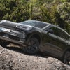 ポルシェ『カイエン』次期型のEVプロトタイプ