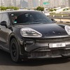 ポルシェ『カイエン』次期型のEVプロトタイプ