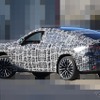 BMW iX4 市販型のプロトタイプ