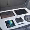ラゲッジはパワーアンプやDSP、サブウーファーのインストールに加えて収納スペースを配置したデザインがお気に入り。