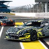 メルセデスAMG『GTブラックシリーズ』（右）とGT3次期型のプロトタイプ