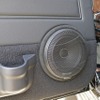 ランクル70の音をどう変える？ 純正スピーカー位置の難題をプロショップが解決［car audio newcomer］by 東京車楽　前編