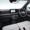 日産サクラ改良新型：プレミアム