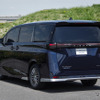 日産 エルグランド AUTECH