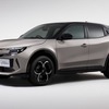 アルファロメオ『ジュニア イブリダ』の限定車「Avorio Classico（アヴォリオ クラシコ）」