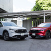マツダ CX-5 新型（左）と従来モデル（右）