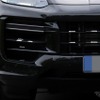 ポルシェ カイエン ターボ E-ハイブリッド 改良新型のプロトタイプ