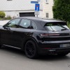 ポルシェ カイエン ターボ E-ハイブリッド 改良新型のプロトタイプ