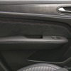 フロントドアトリム。ルノーならではという独自性には欠けるが仕立ては良かった
