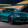 日産『フェアレディZ』改良新型、フロントにZエンブレム復活・新色「雲龍グリーン」採用…573万7600円から 画像