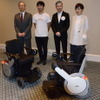 左から日本デザイン振興会の大井篤理事長、杉江代表、永井氏、柴田氏