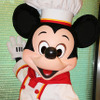 ミッキーマウス／「ディズニー・ハリウッド・ホテル」の「シェフ・ミッキー」(C) Disney (C) Disney/Lucasfilm Ltd. (C) & TM Lucasfilm Ltd.