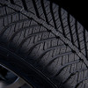 合理的「都会派スタッドレス」 GOODYEAR “Vector 4Seasons Hybrid”