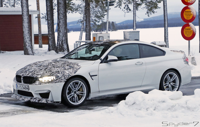 BMW M4CS スクープ写真