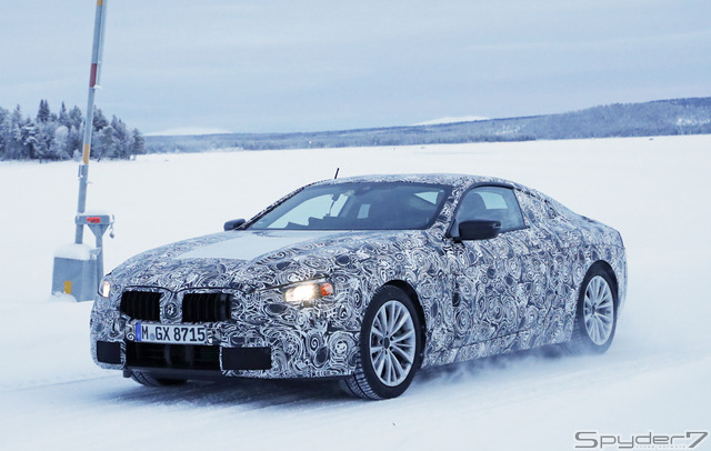 BMW 8シリーズ クーペスクープ写真