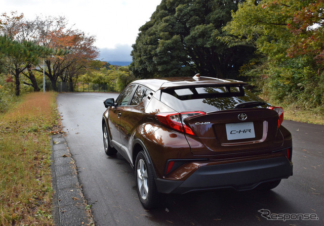 トヨタ C-HR（写真はプロトタイプ）