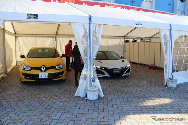 東京オートサロン2017で実施されたカスタムカー同乗試乗会