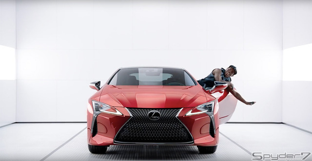 LC 500 PV 動画