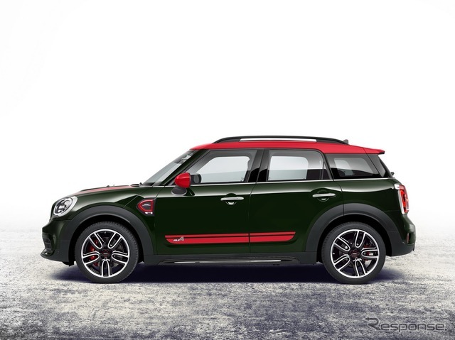 新型MINIクロスオーバーのジョンクーパー ワークス