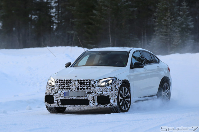 メルセデス AMG GLC63 クーペスクープ写真