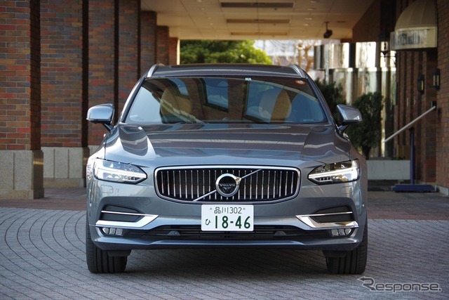 ボルボ V90