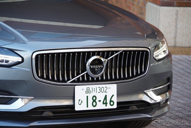 ボルボ V90