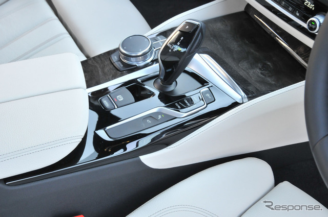 BMW 5シリーズ（540i Mスポーツ）