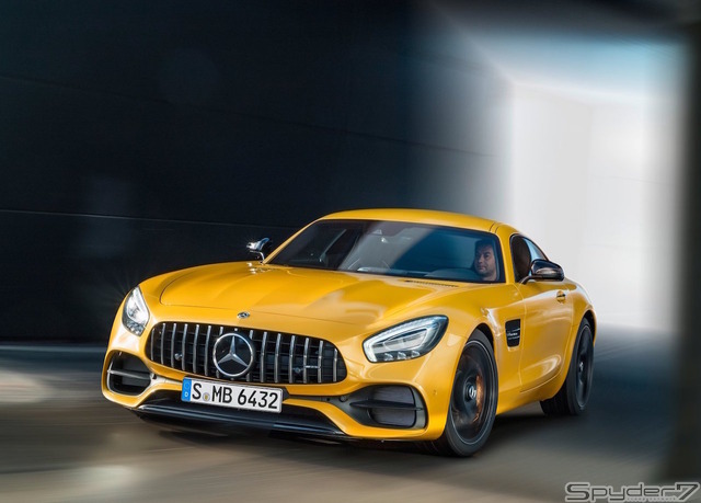 メルセデスAMG GTに噂の4ドアスポーツ誕生！「GTコンセプト」初公開へ