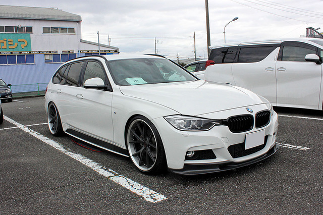 BMW・320d by エスイズ BMW・320d by エスイズ