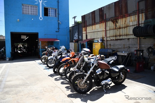 米国カリフォルニア・ロサンゼルス市内にある「Lucky Wheels Garage」。センスの光るカスタムバイクを数多く手がけてきた。