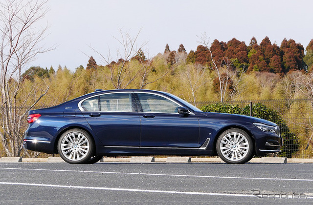 BMW 740e iパフォーマンス