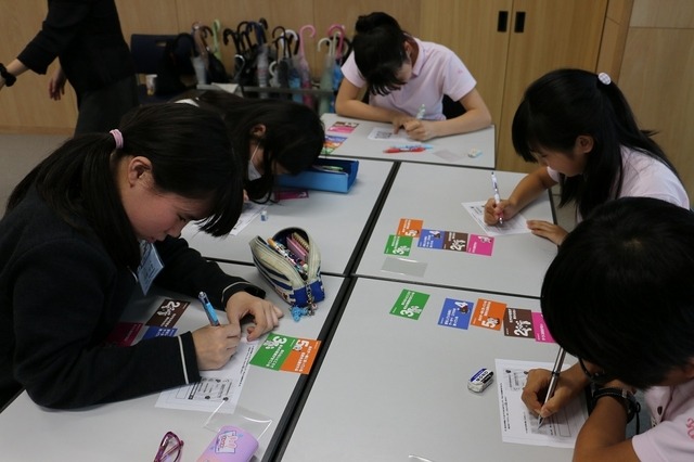 「LINE Fukuoka／LINE」のワークショップではスタンプを制作する