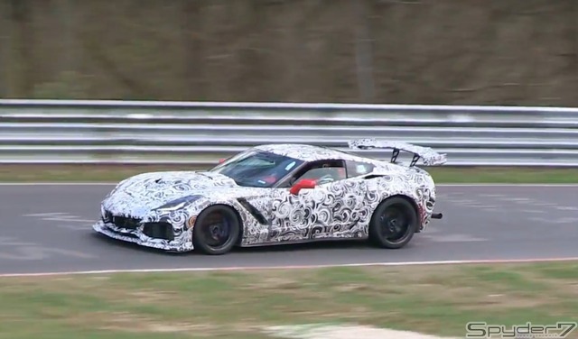 【動画】蛇行運転に急加速！コルベット史上最速ZR1、ニュルで本気の高速ドライブ！