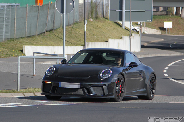 ポルシェ911GT3 RSスペシャルエディションスクープ写真